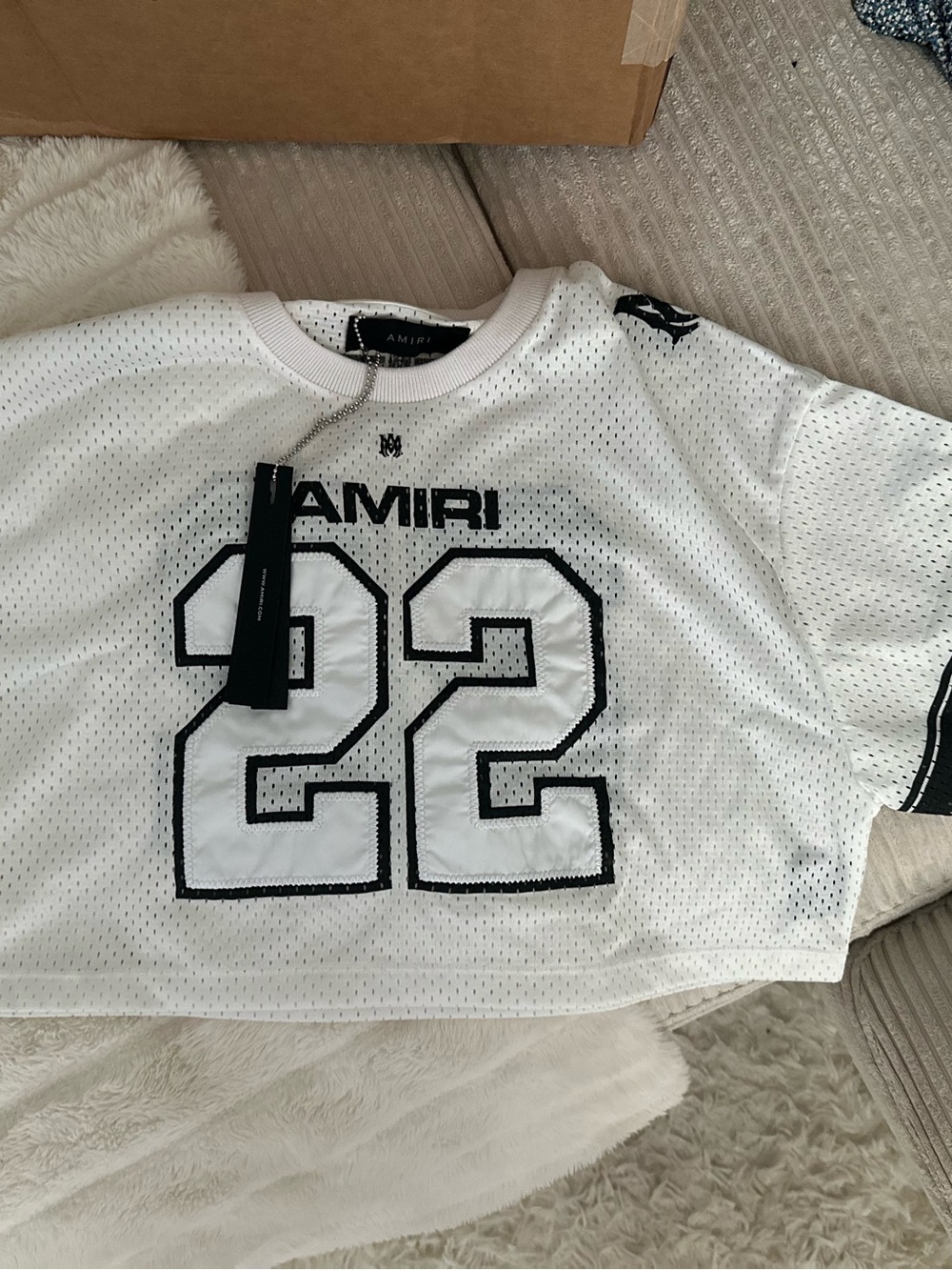 AMIRI White Mesh Cropped Jersey with Black '22' Graphic - Picture 5 of 5